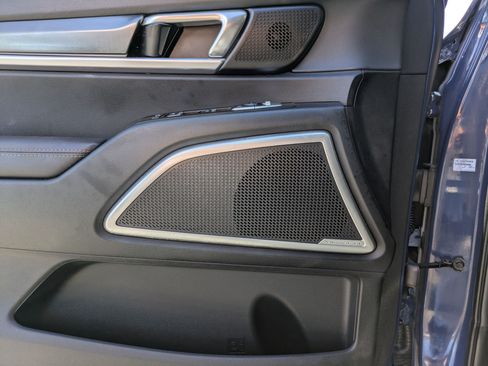 Used 2023 Kia Telluride S AWD/4WD image 15