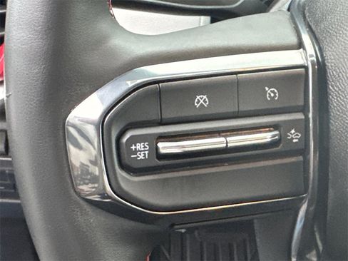 Certified 2024 GMC Canyon AT4X image 25