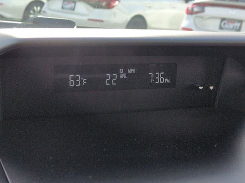 Used 2022 Subaru Forester Premium image 22