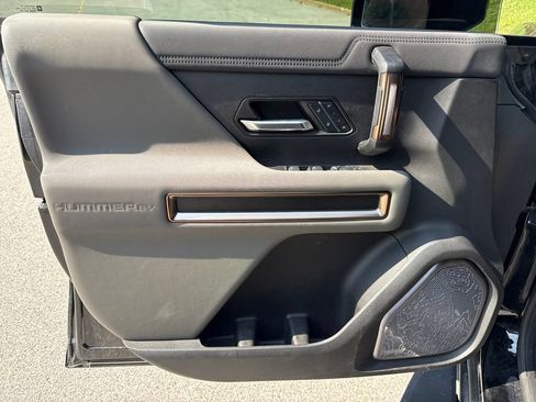 Used 2024 GMC Hummer EV 2X AWD/4WD image 13