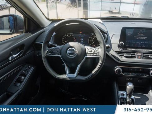 Used 2019 Nissan Altima 2.5 S FWD image 5