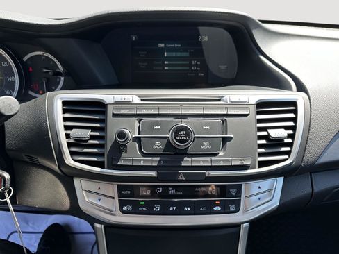 Used 2014 Honda Accord LX image 14