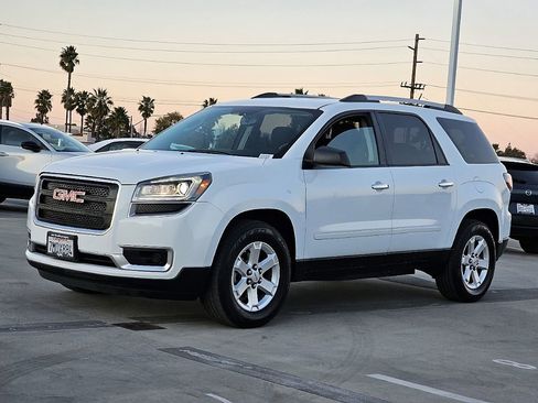 Used 2016 GMC Acadia SLE image 7