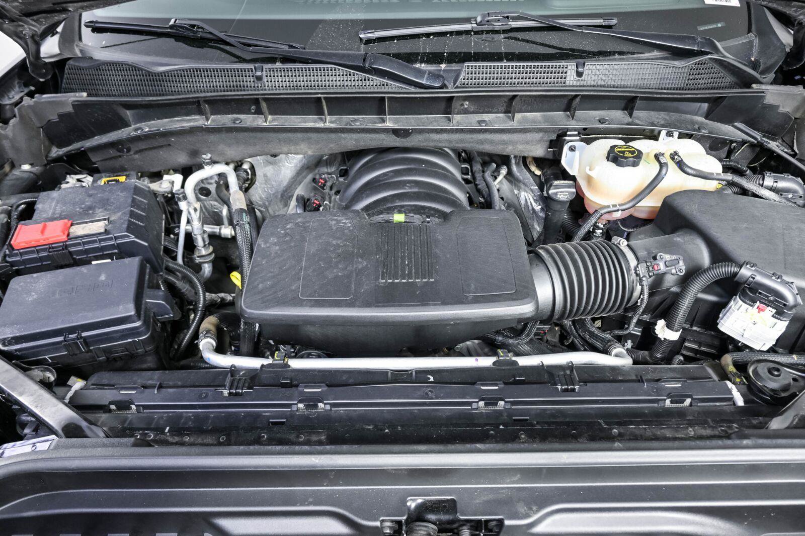 Used 2025 GMC Sierra 1500 SLT RWD image 31