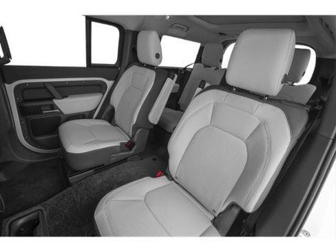 New 2026 Land Rover Defender 130 X-Dynamic SE AWD/4WD image 15