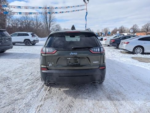 Used 2021 Jeep Cherokee Latitude Lux w/ Comfort/Convenience Group image 4