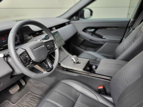 Used 2026 Land Rover Range Rover Evoque S image 26