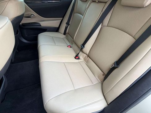Used 2021 Lexus ES 250 w/ Premium Package AWD/4WD image 21