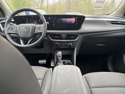Used 2024 Buick Encore GX Preferred AWD/4WD image 16