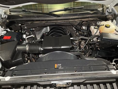 Used 2022 GMC Sierra 2500 SLT w/ SLT Convenience Package image 34