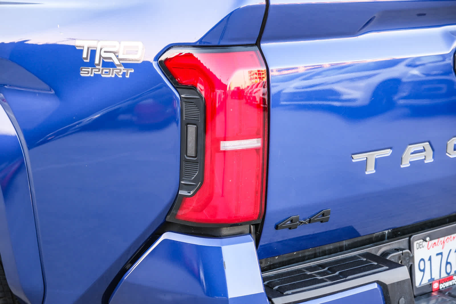 Certified 2024 Toyota Tacoma TRD Sport AWD/4WD image 7