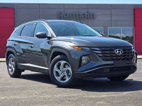 Used 2022 Hyundai Tucson SEL FWD image 2