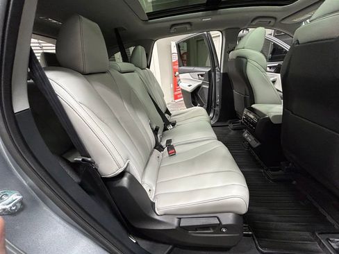 Used 2024 Acura MDX SH-AWD w/ Technology Package image 48