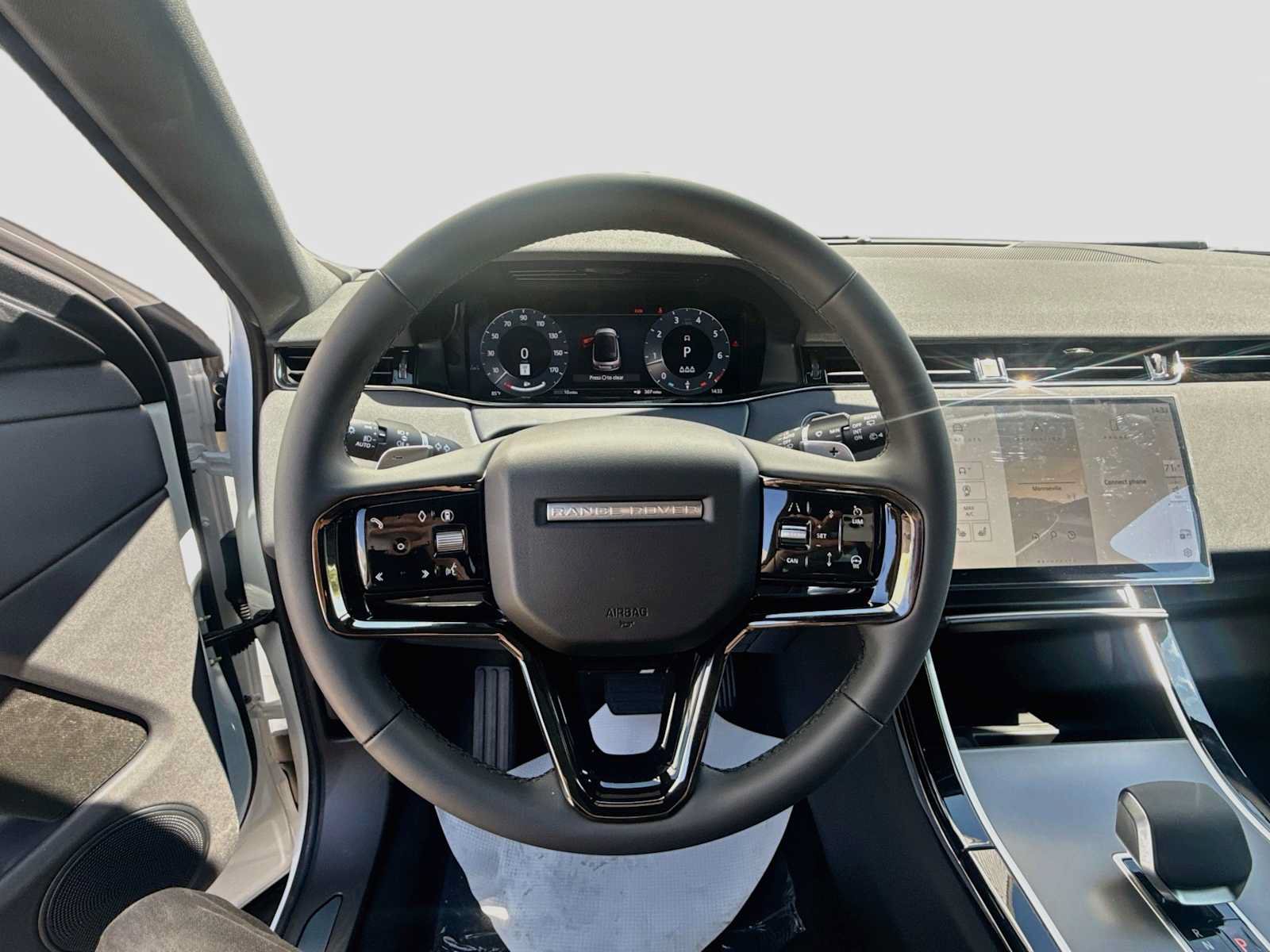 New 2026 Land Rover Range Rover Evoque S AWD/4WD image 10
