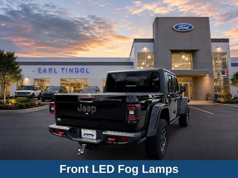 Used 2023 Jeep Gladiator Rubicon w/ LED Lighting Group AWD/4WD image 7
