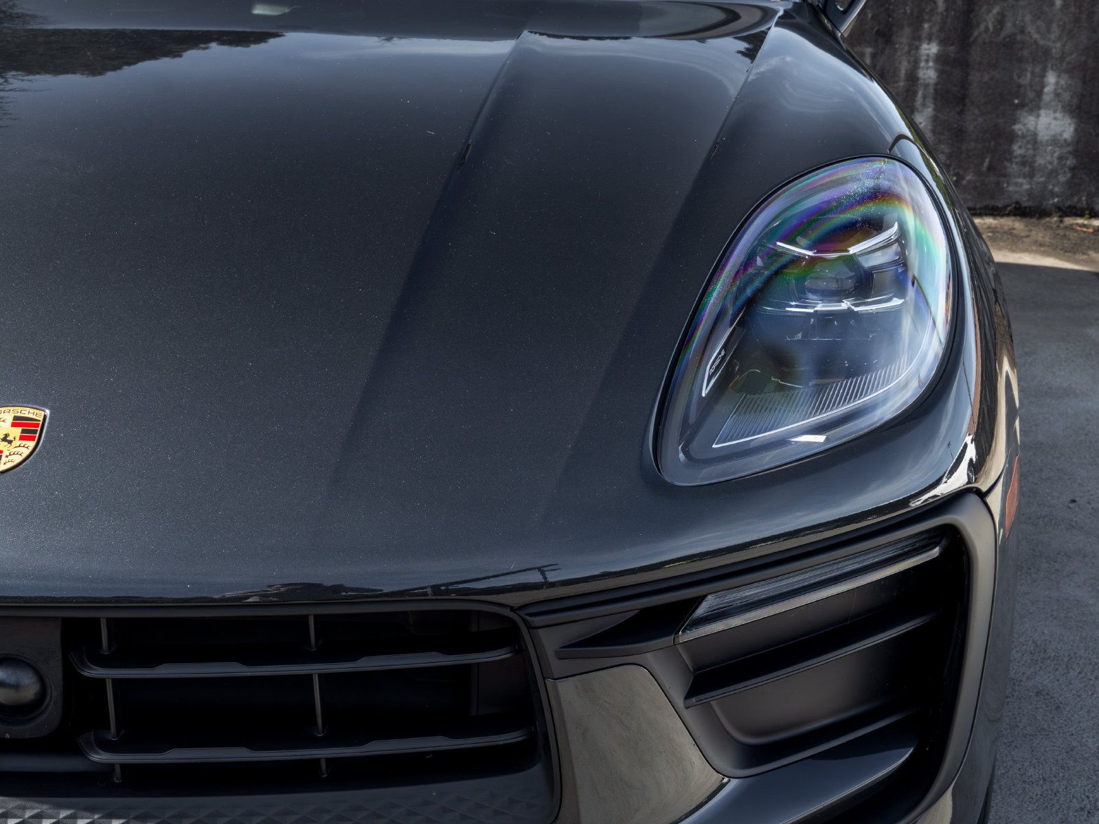 Certified 2023 Porsche Macan AWD/4WD image 15