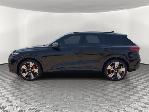 New 2026 Audi SQ5 Premium Plus AWD/4WD image 2