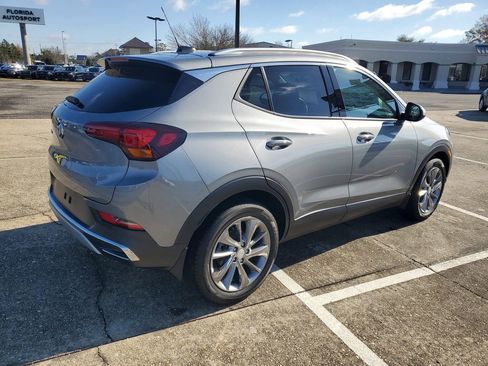 Used 2023 Buick Encore GX Essence w/ Experience Buick Package image 4