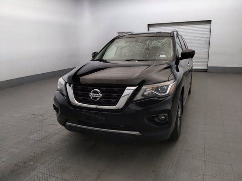 Used 2019 Nissan Pathfinder SL AWD/4WD image 15