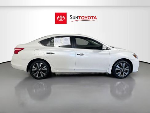 Used 2019 Nissan Sentra SL FWD image 2