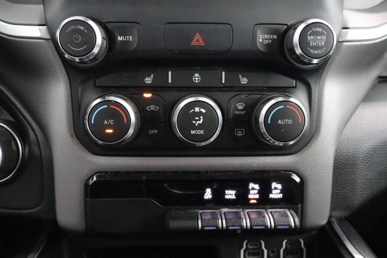 Used 2020 RAM 1500 Big Horn RWD image 24