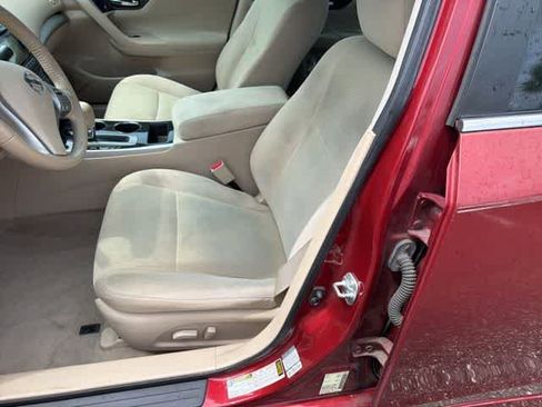 Used 2014 Nissan Altima 2.5 SV FWD image 21