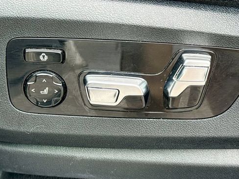 Used 2025 BMW X5 xDrive40i AWD/4WD image 26