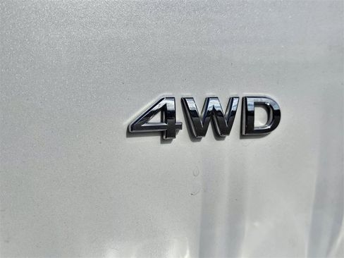 Used 2024 INFINITI QX80 Luxe image 33