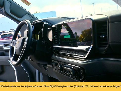 Used 2024 Chevrolet Silverado 2500 LT image 26