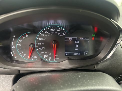 Used 2019 Chevrolet Trax LT w/ LT Convenience Package image 5