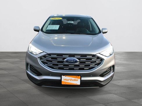 Used 2024 Ford Edge Titanium image 2