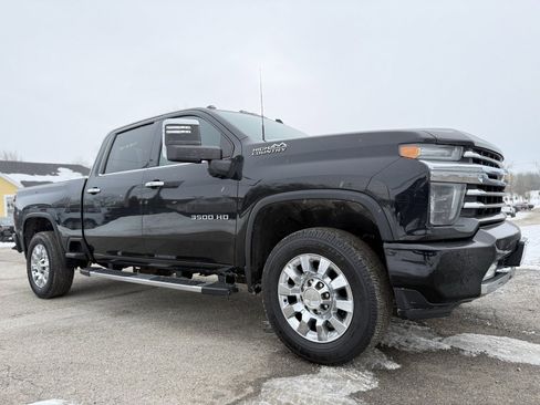 Used 2020 Chevrolet Silverado 3500 High Country w/ Z71 Off-Road Package image 9