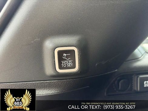 Used 2024 Jeep Grand Cherokee Limited 4xe AWD/4WD image 9