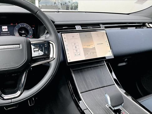 New 2026 Land Rover Range Rover Velar Dynamic SE AWD/4WD image 7