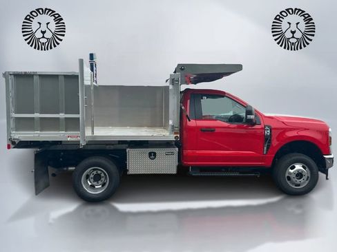 New 2026 Ford F350 XL w/ XL Chrome Package AWD/4WD image 4