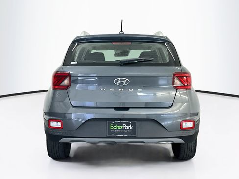 Used 2025 Hyundai Venue SEL FWD image 7
