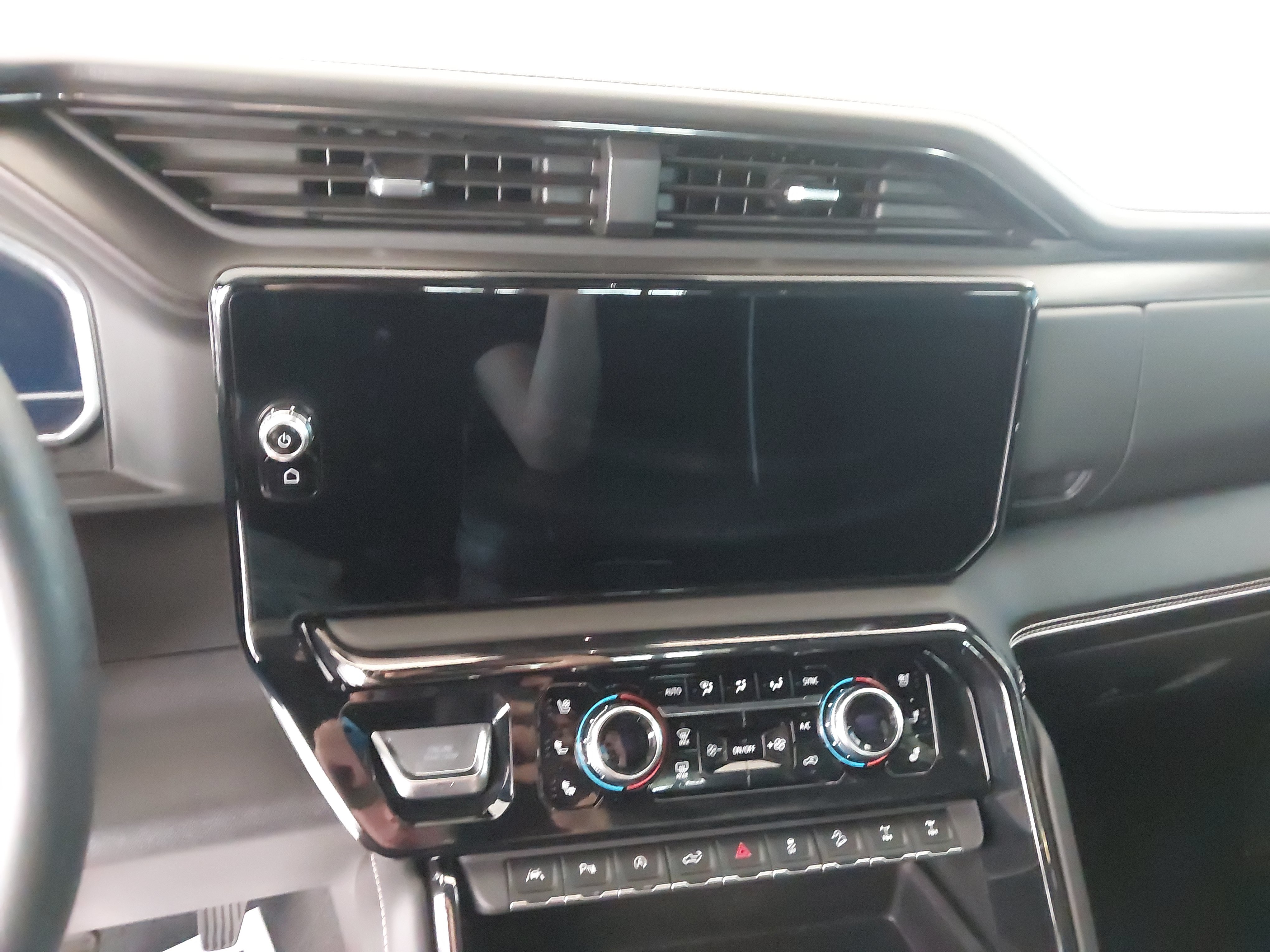 Used 2024 GMC Sierra 1500 AT4X AWD/4WD image 21