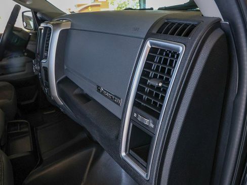 Used 2018 RAM 1500 Big Horn AWD/4WD image 36