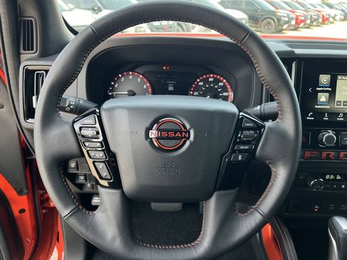 Certified 2025 Nissan Frontier Pro-X image 10