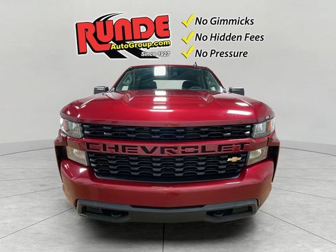 Used 2020 Chevrolet Silverado 1500 Custom w/ Custom Value Package AWD/4WD image 9