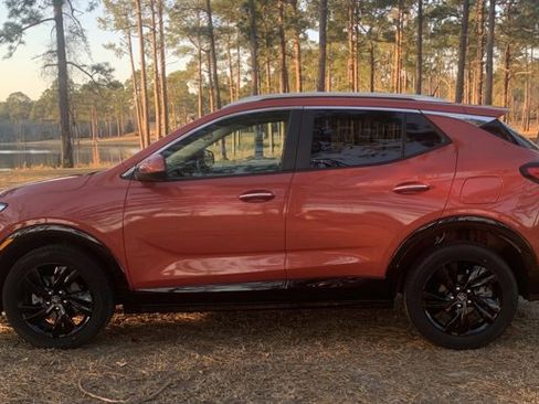 Certified 2024 Buick Encore GX Sport Touring image 6