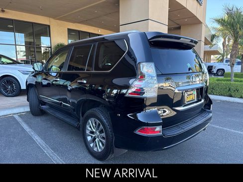 Used 2017 Lexus GX 460 Luxury AWD/4WD image 4