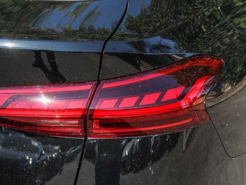 New 2025 Audi A6 e-tron Premium image 9