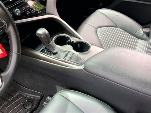 Used 2023 Toyota Camry SE FWD image 15