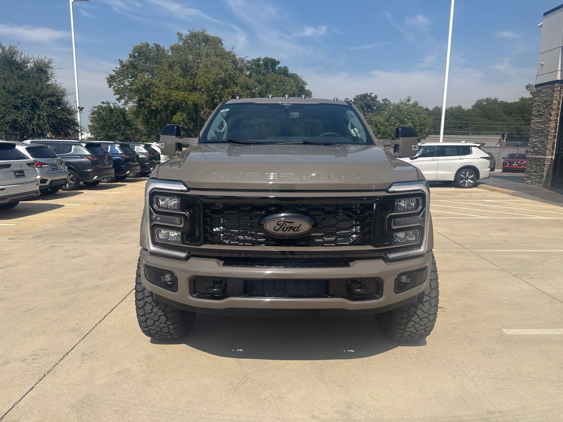 Used 2027 Ford F450 Lariat AWD/4WD image 2