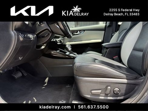 Used 2020 Kia Forte EX FWD image 16