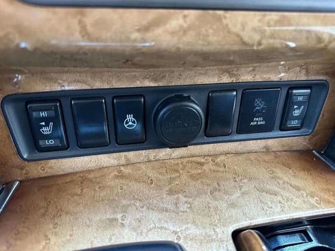 Used 2011 INFINITI QX56 4WD w/ Theater Pkg image 52