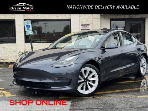 Used 2023 Tesla Model 3 Standard Range RWD image 1