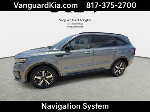 Certified 2023 Kia Sorento S FWD image 5
