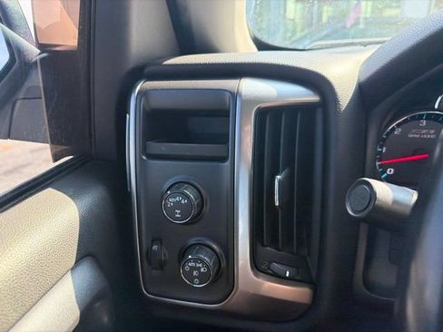 Used 2018 Chevrolet Silverado 1500 LT w/ Rally 2 Edition AWD/4WD image 14